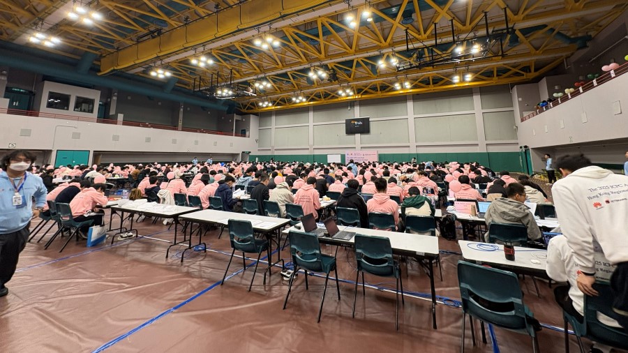 
The contest was held in the S.H. Ho Sports Hall at HKUST.
