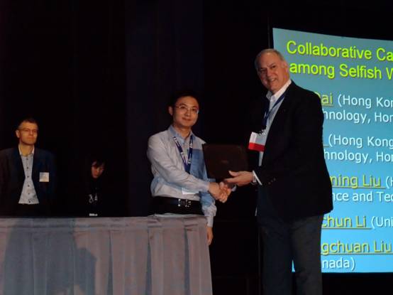 Jie DAI at the Award Presentation Ceremony of the IEEE GLOBECOM 2011